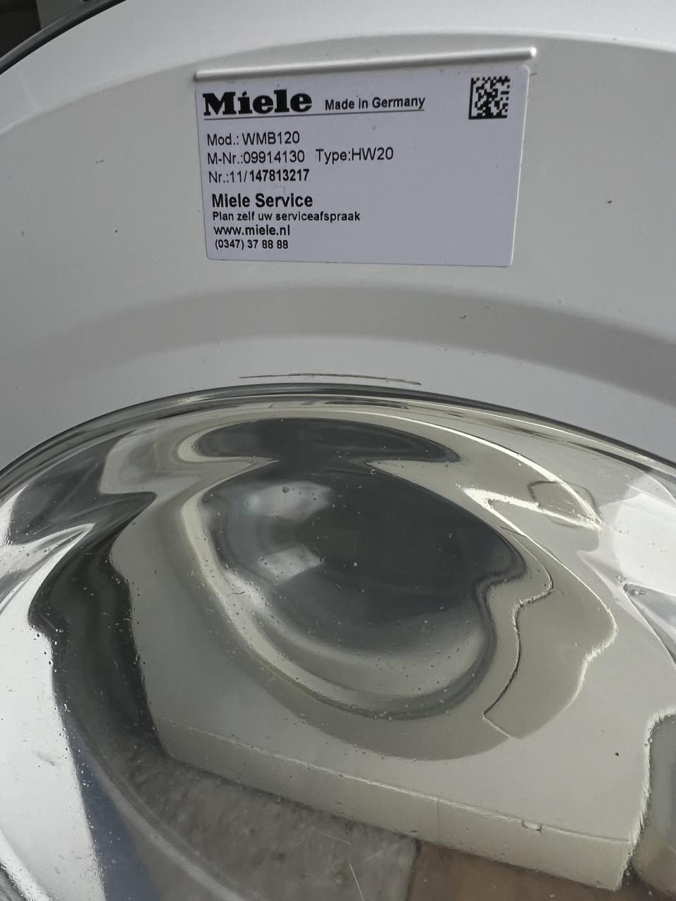 Miele WMB 120 WCS W1 Wasmachine 8 kg. 1600 toren nauwelijks gebruikt