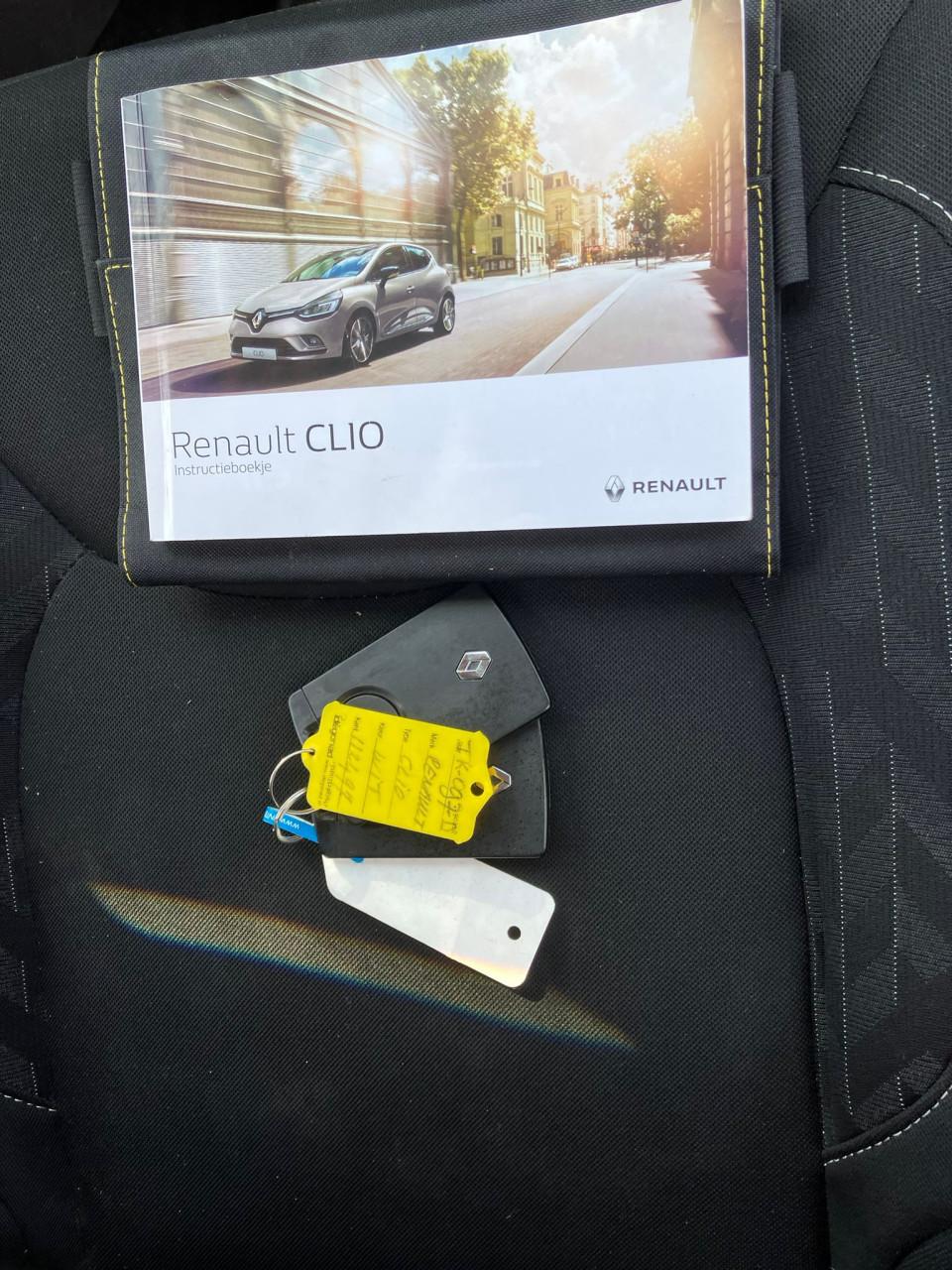 Renault clio 0.9 estate 2018 84000km