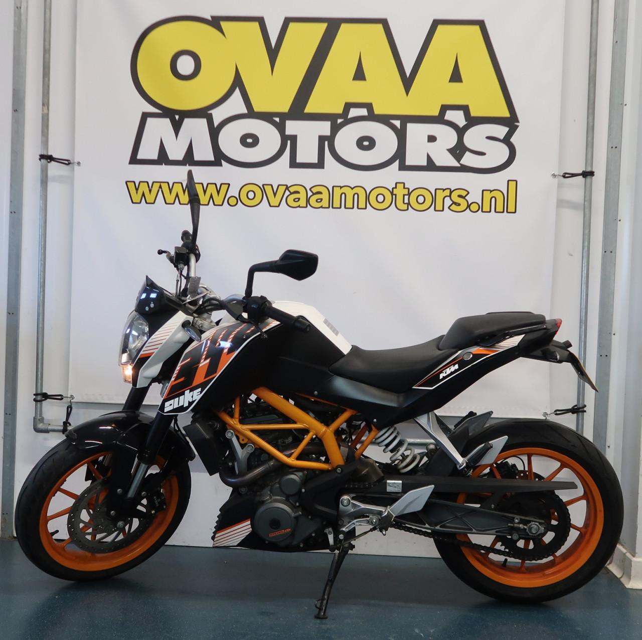 KTM 390 Duke 2013, bijzonder lage km stand