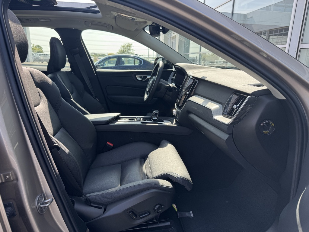 Volvo XC60 t6 398pk recharge plus dark| panodak| adap.cruise| trekhaak| 360