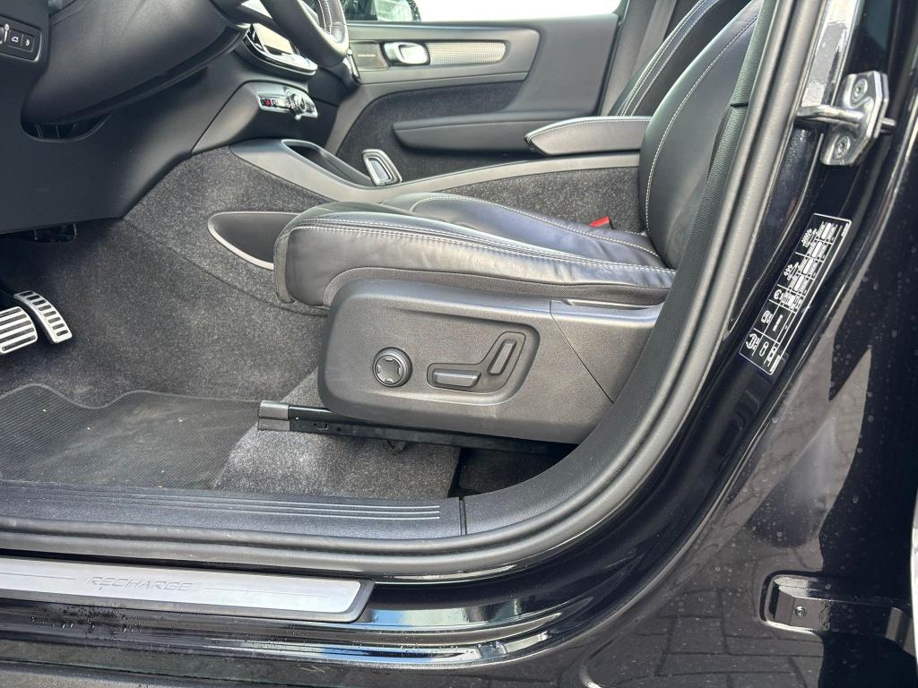 Volvo XC40 t5 262pk recharge r-design| panodak| 360camera| adap.cruise| h&k