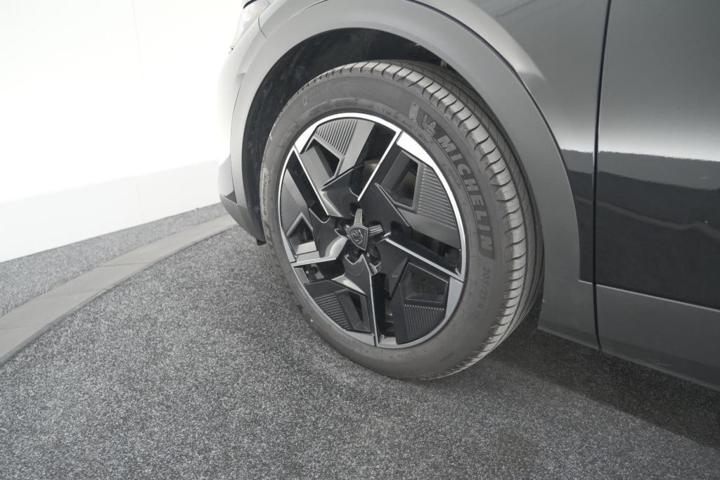 Peugeot 408 puretech 130 eat8 gt | 360 camera | adaptieve cruise control | 