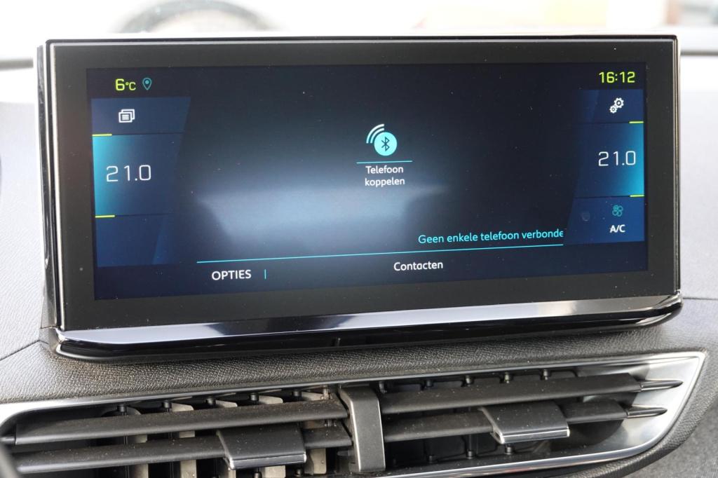 Peugeot 3008 1.6 hybrid 225 allure