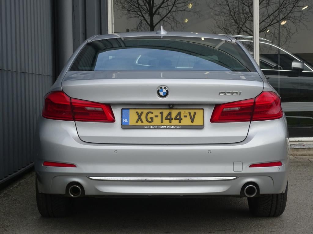 BMW 5 Serie 520i high executive