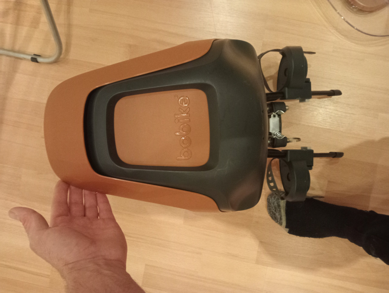 Bobike voorzitje met windscherm tekoop! Z.G.A.N.