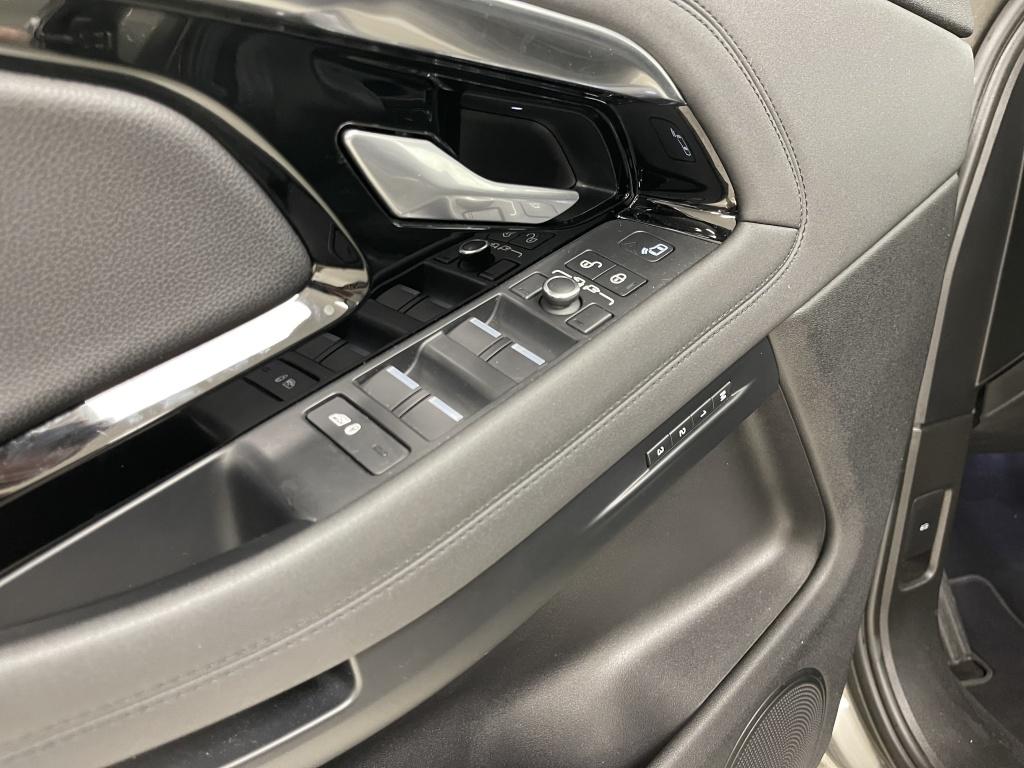 Land Rover Range Rover 1.5 p300e awd se | schuif/kanteldak | 360 camera | 2