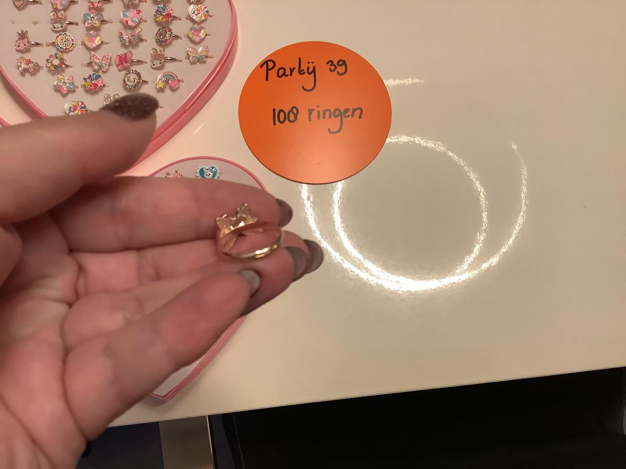 Partij super mooie kinder ringen. ( partij 39)