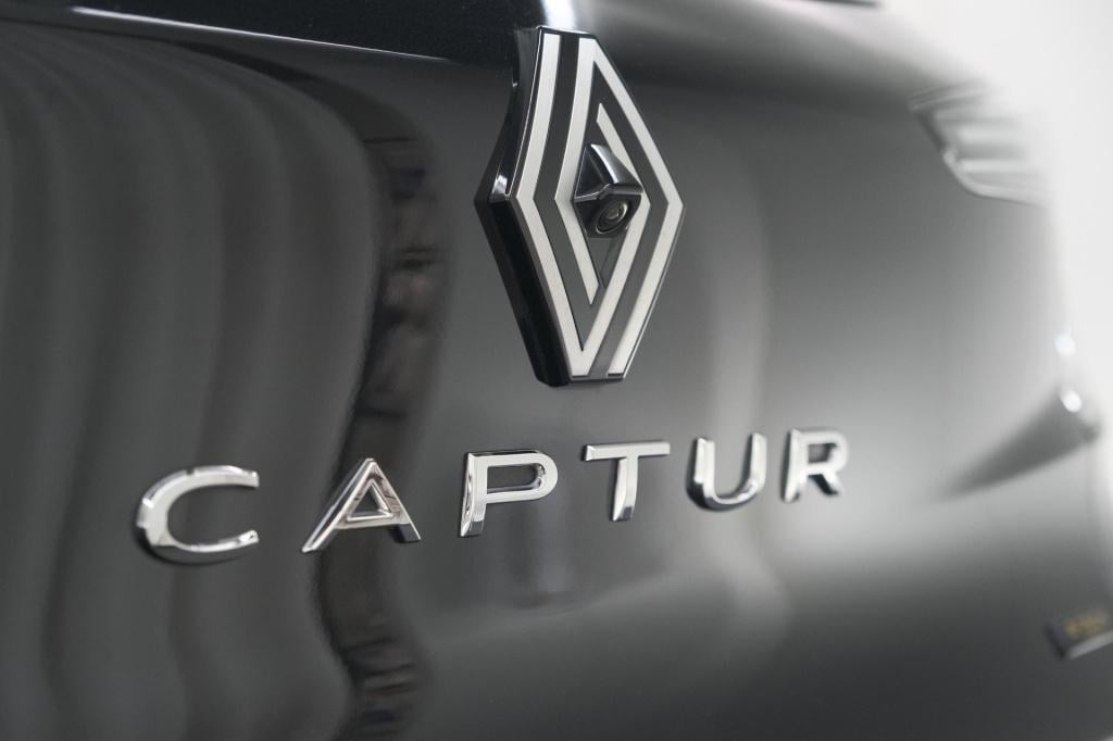 Renault Captur 1.8 e-tech full hybrid 160 techno | adaptieve cruise control