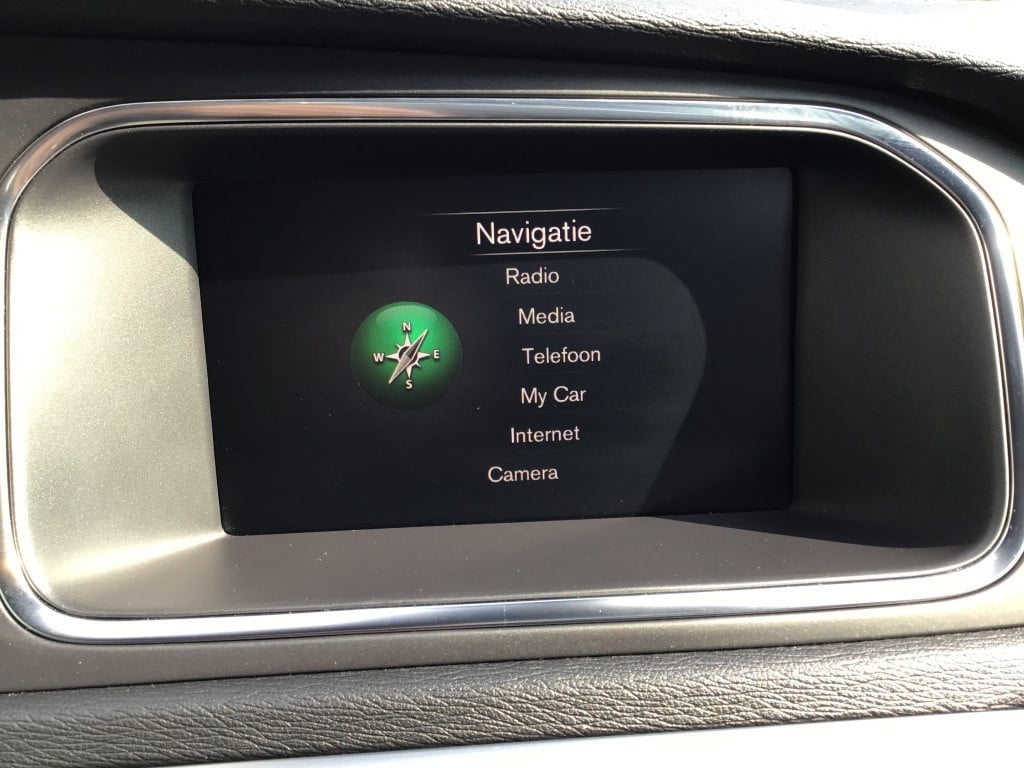 Volvo V40 2.0 t4 business sport stand kachel a.camera