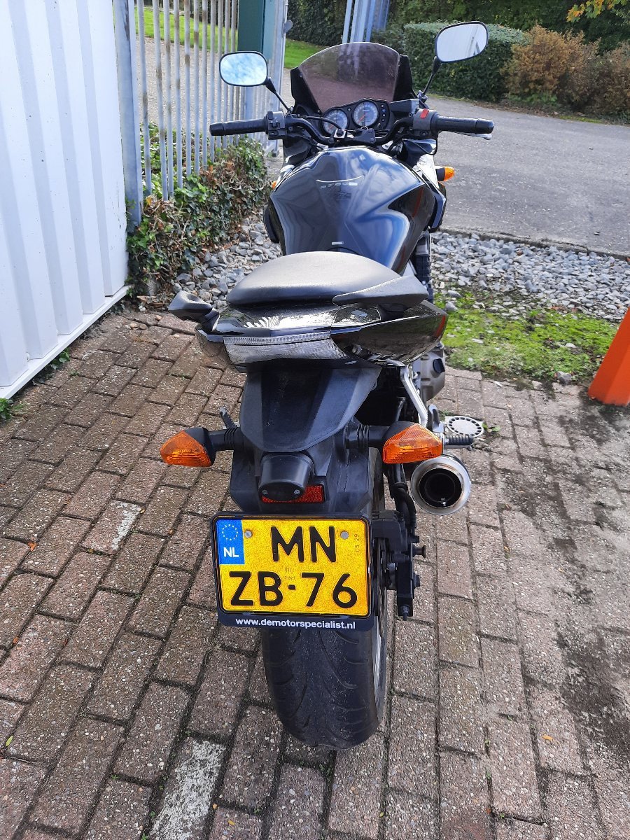 Kawasaki Z750s uit 2005