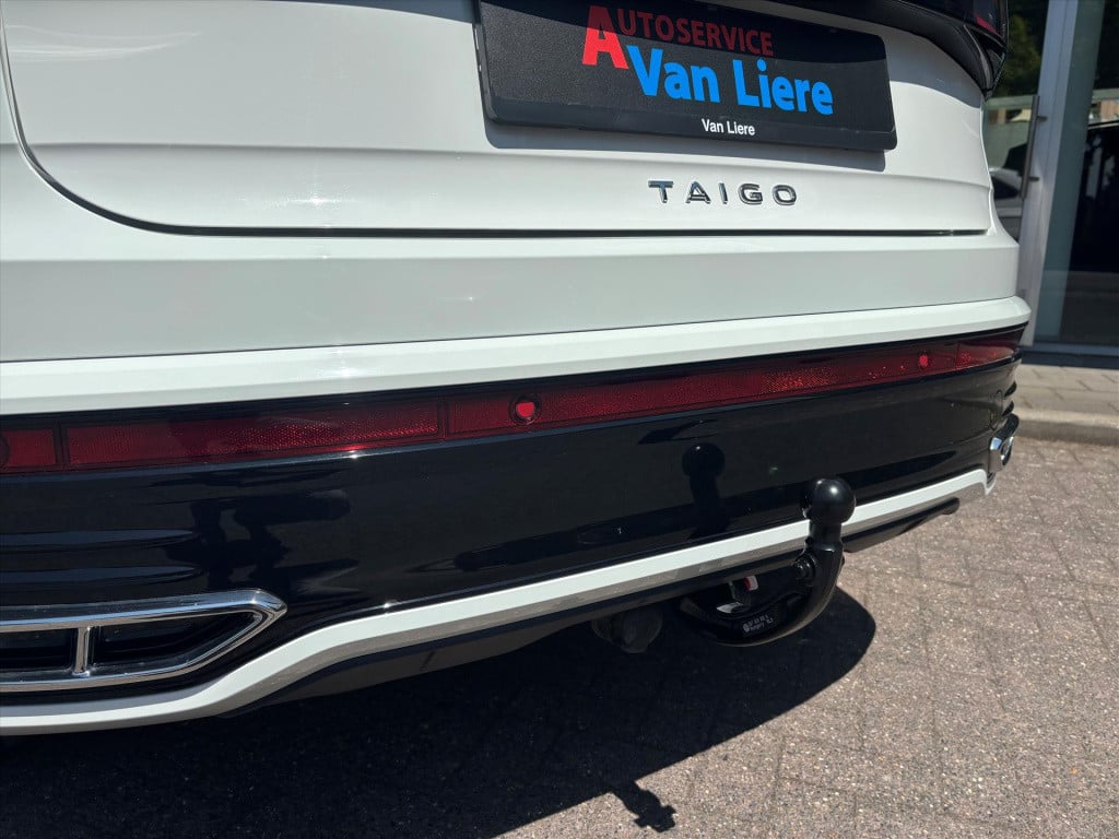 Volkswagen Taigo 1.0 tsi 110pk r-line| pano dak|trekhaak|led| navi via carp