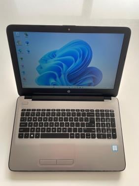 HP 15 inch game laptop - Windows 11 SSD i7 16GB RAM Muis & Office