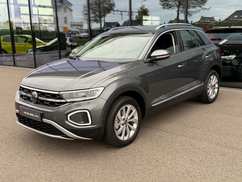 Volkswagen T-roc 1.5 tsi 150pk dsg style | dode hoek | camera | keyless | e