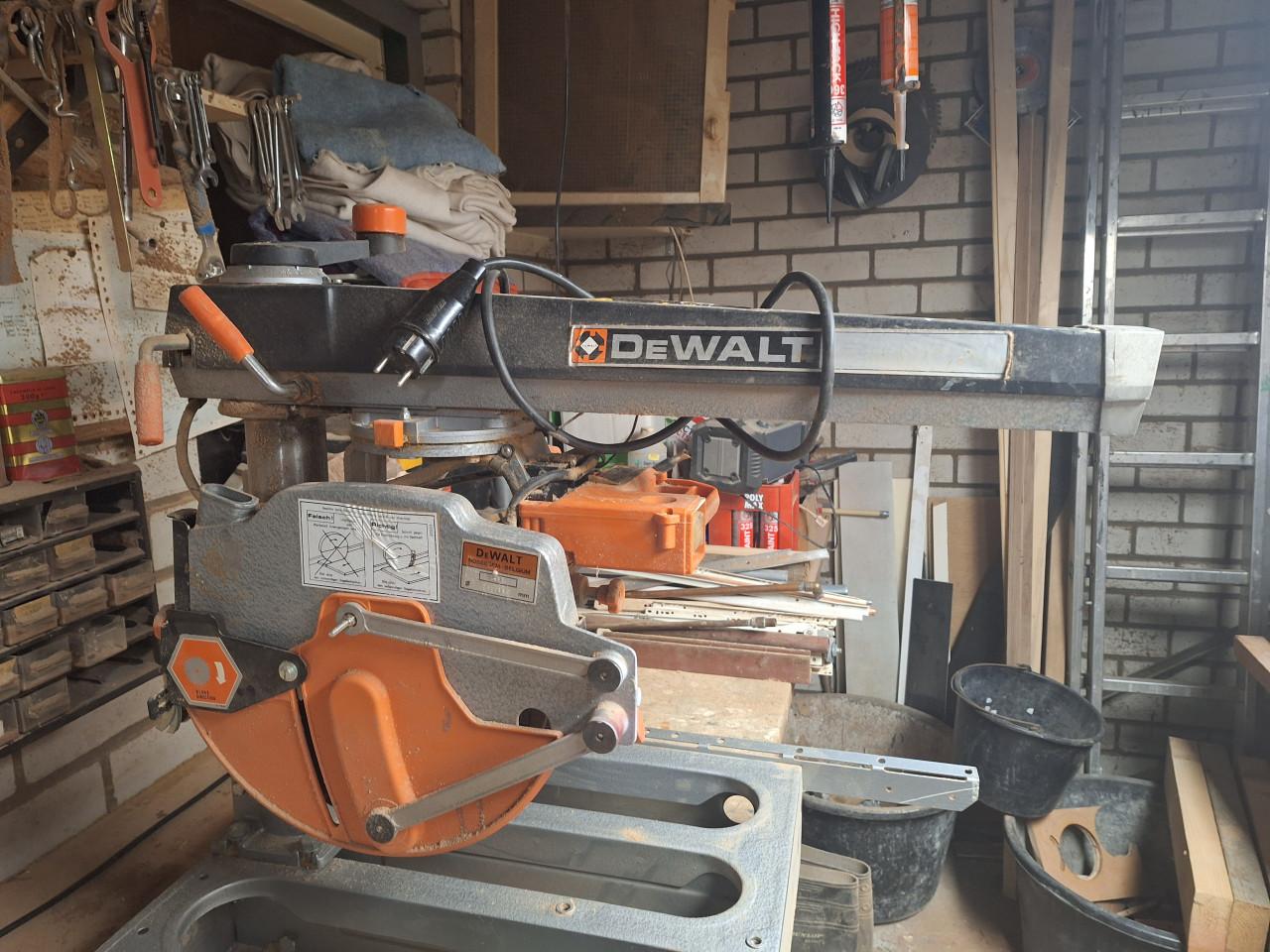De Walt Radialzaag Afkortzaag