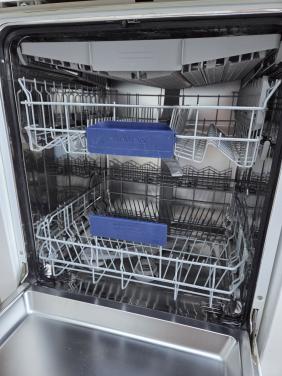 (VERKOCHT) Siemens Vaatwasser (vrijstaand, geen inbouw)