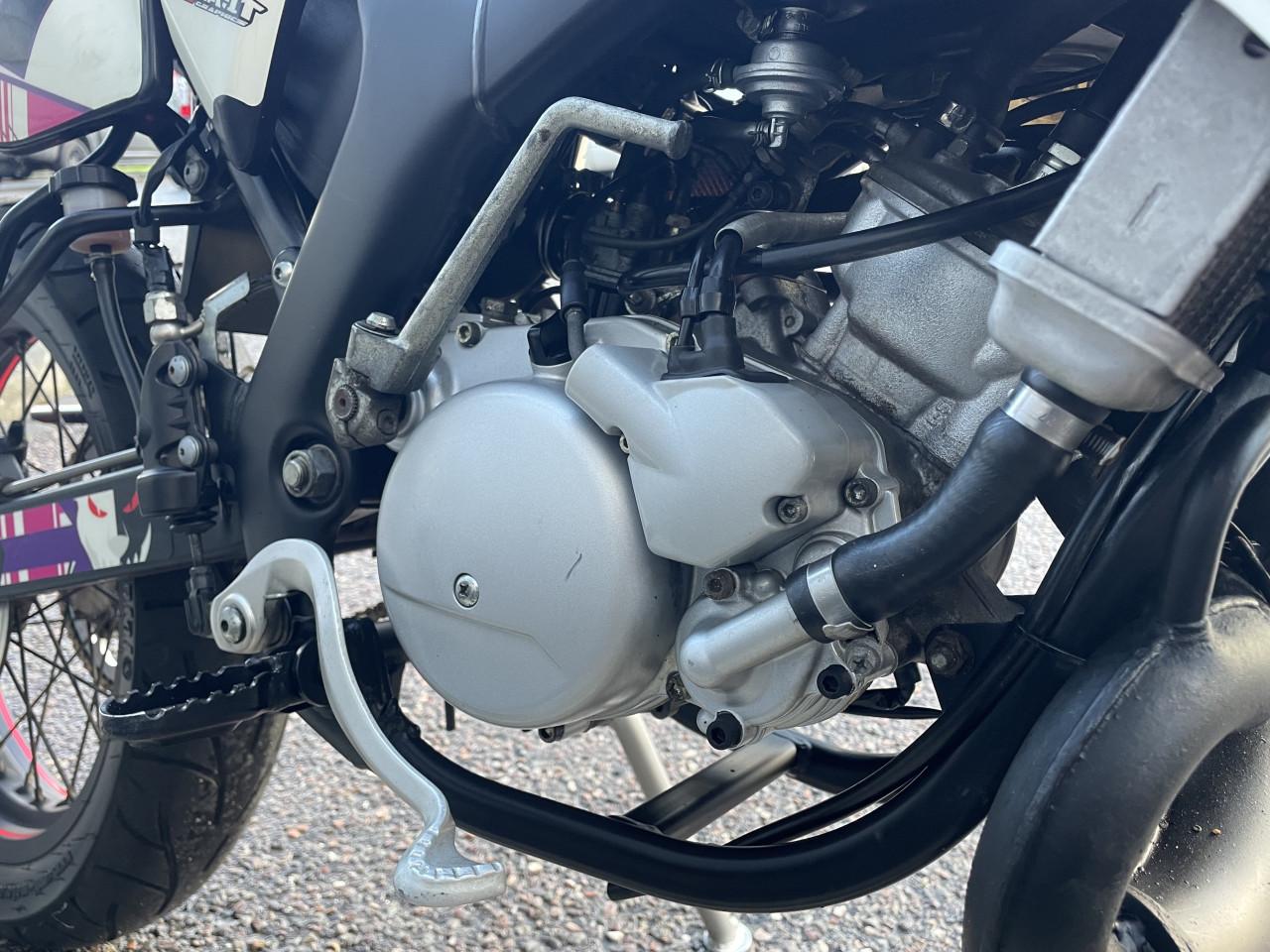 YAMAHA DT SCHAKELBROMMER