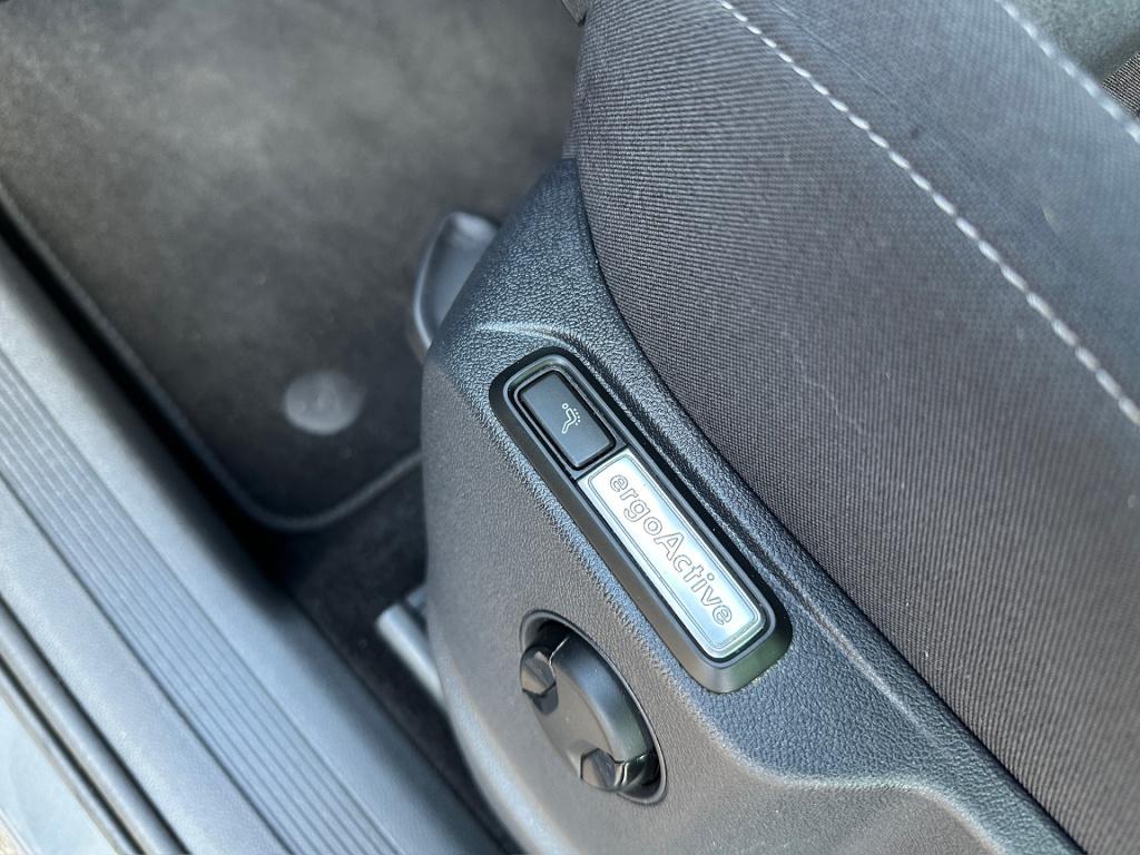 Volkswagen Tiguan 1.5 tsi 150pk dsg life | trekhaak | standkachel | ergo st