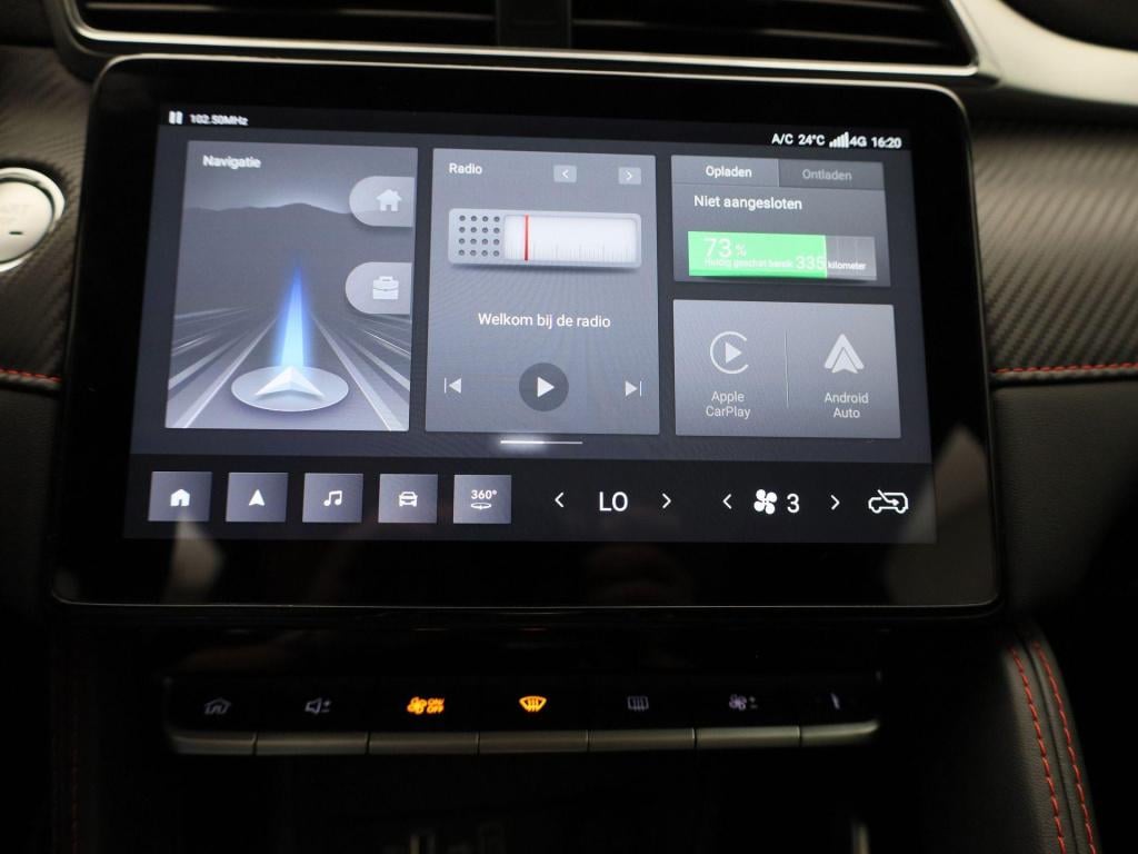 MG Zs Ev long range luxury 70 kwh | leder | panoramadak | led koplampen | 3