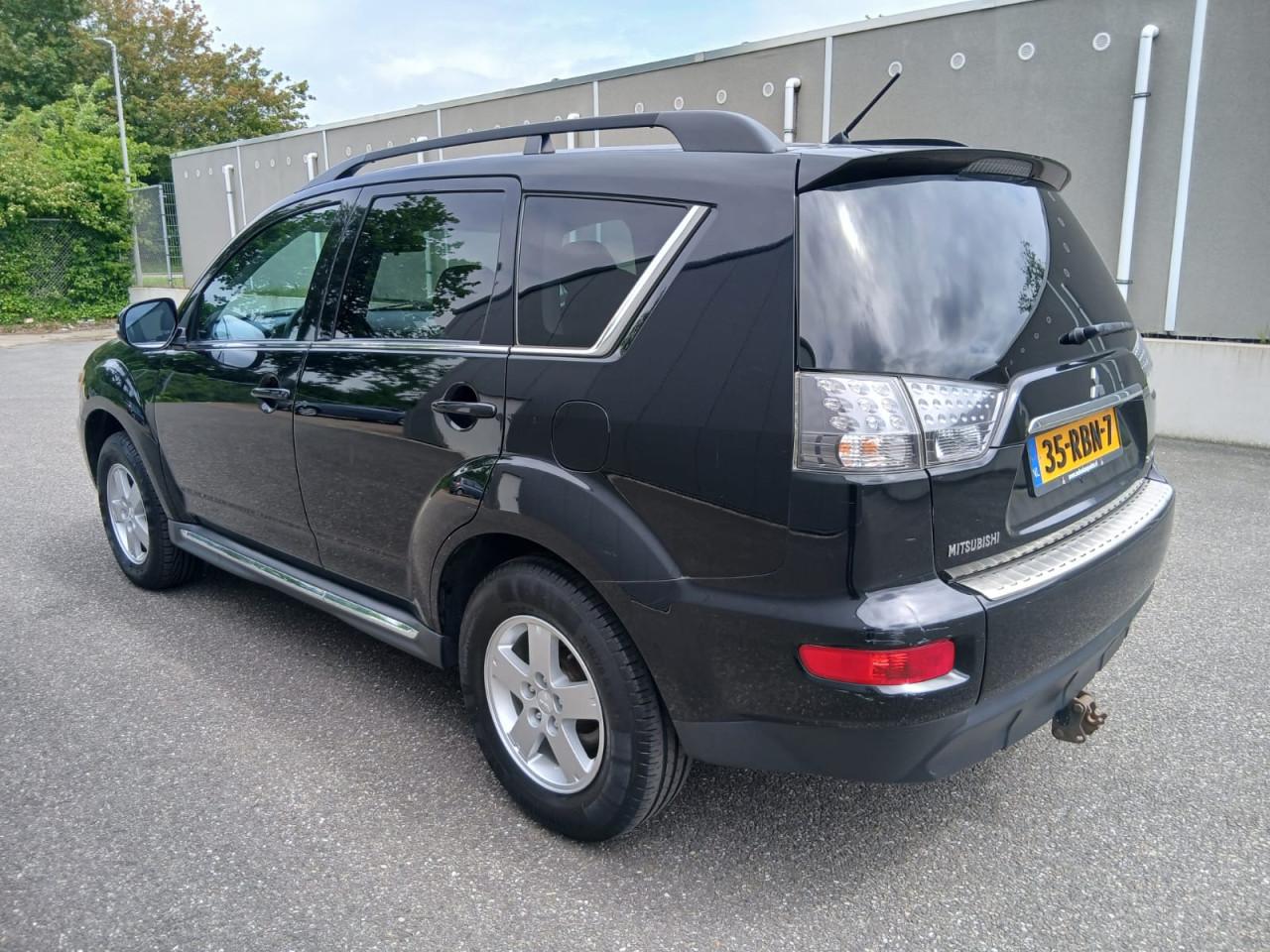 Mitsubishi Outlander 2.0 Intro Edition