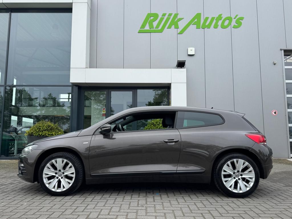 Volkswagen Scirocco 1.4 tsi life * xenon * stoelverwarming * pdc * clima