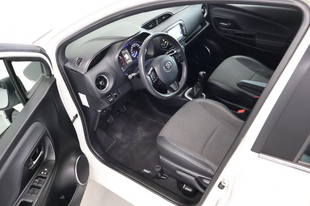Toyota Yaris 1.5 vvt-i executive