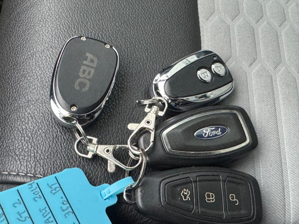 Ford Fiesta 1.6 st2 * camera * recaro * stoelverwarming * clima