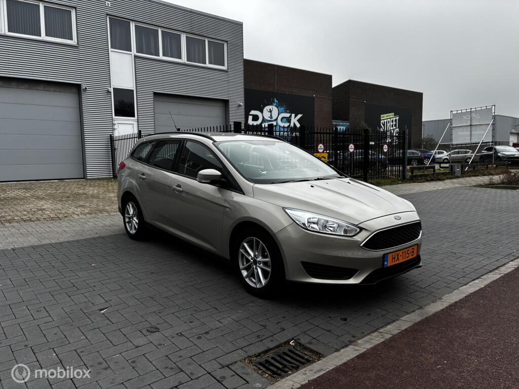 Ford Focus Wagon 1.0 Lease Edition Airco km93.229 Nap BJ2016