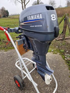 Yamaha 8 pk 4-takt kortstaart 2-cilinder b.j. 2005