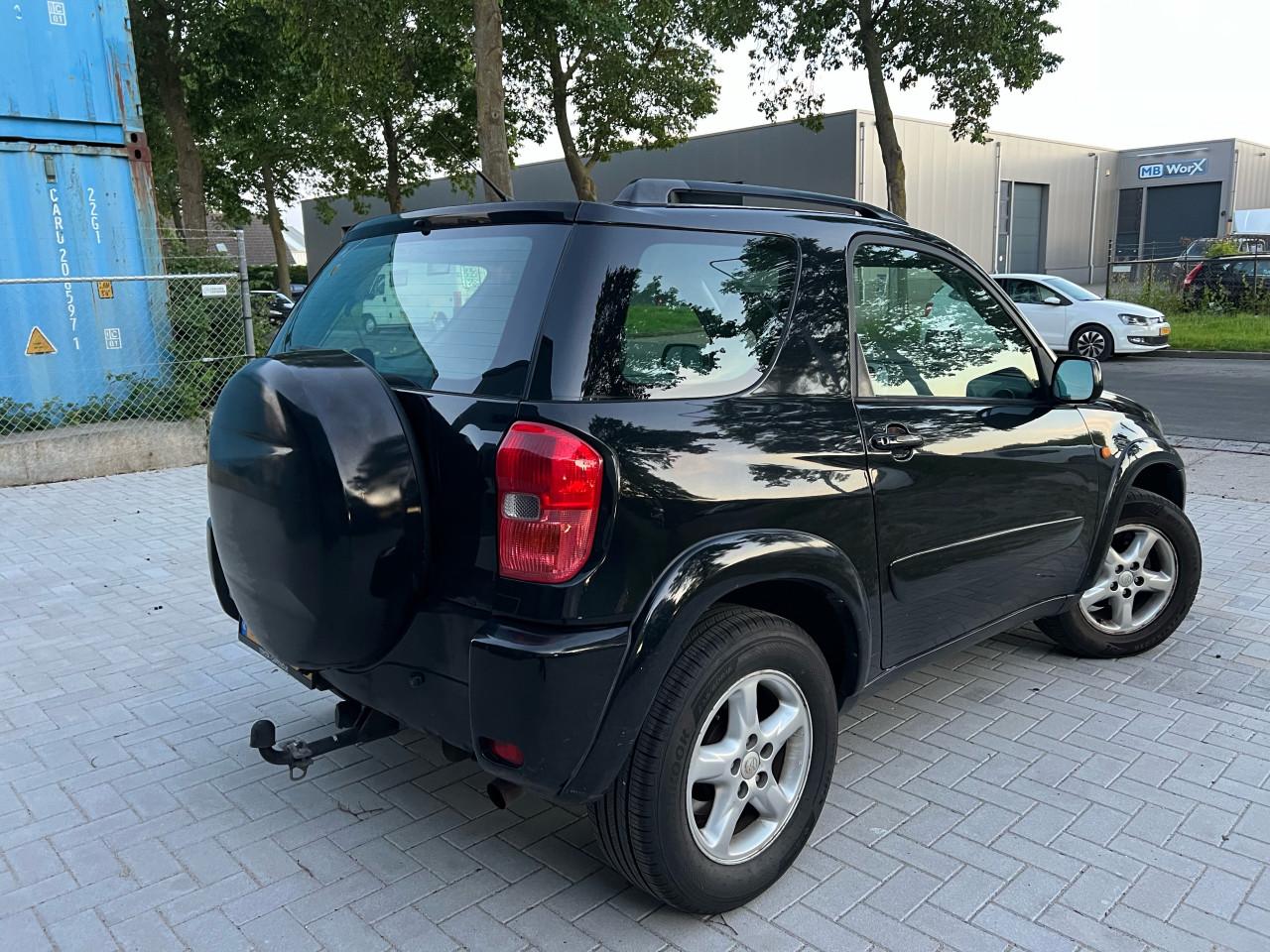 Toyota RAV4 2.0-16V VVT-i Luna