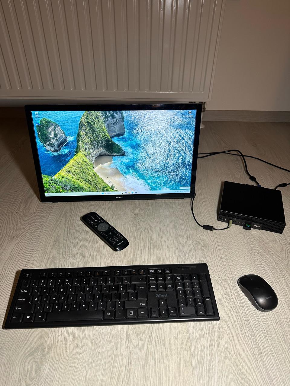 Two in One / PC mini met TV