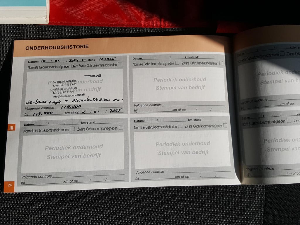 Citroen C4 Cactus vti 82pk airdream shine etg5 automaat navigatie | trekhaa