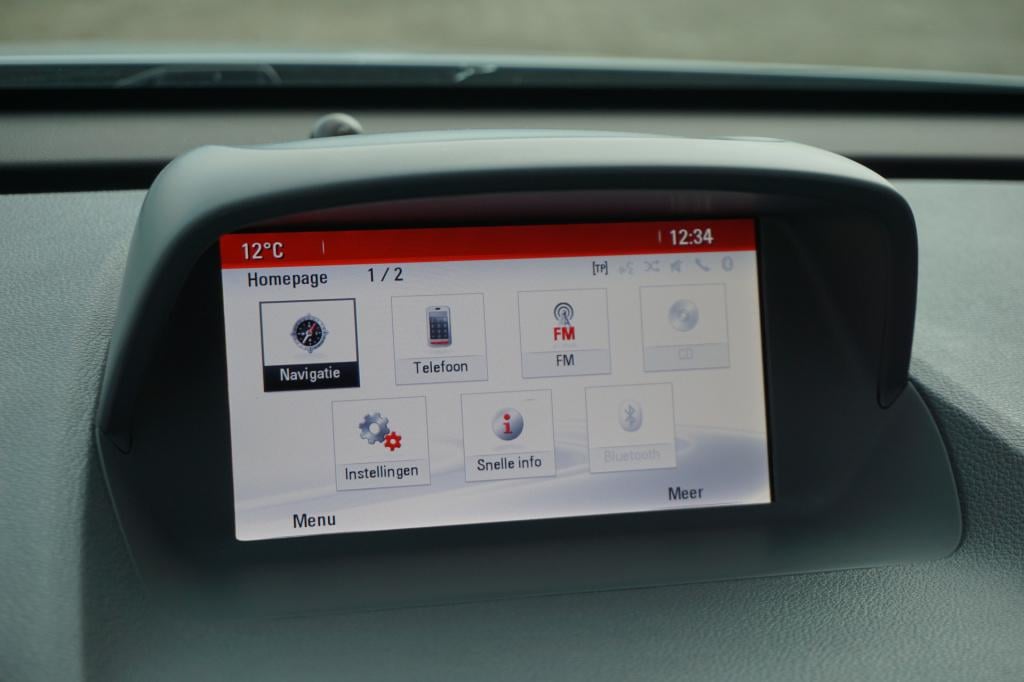 Opel Mokka 1.4 t cosmo automaat - airco / navi / cruise / camera / stoelver