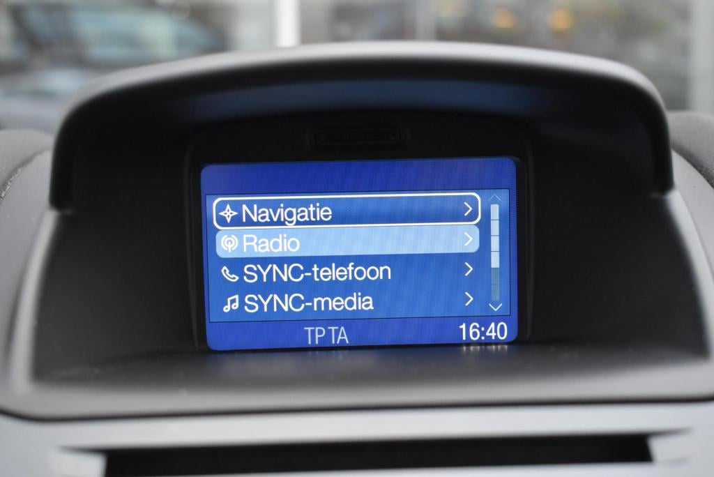 Ford Fiesta 1.0 style | incl. nieuwe distributieriem | volledig dealeronder