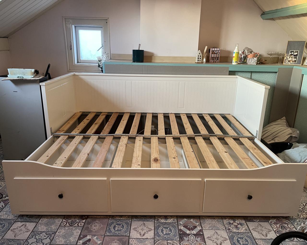 IKEA bed HEMNES