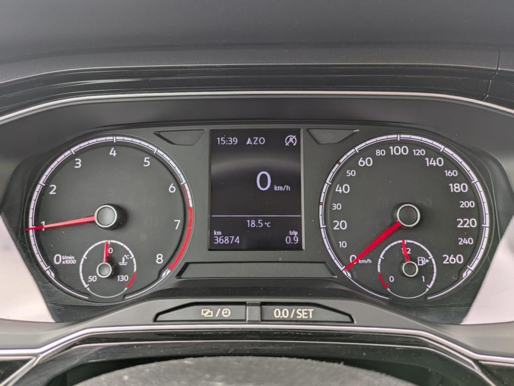 Volkswagen Polo 1.0 tsi highline | navigatie | dab-radio | airco | carplay 