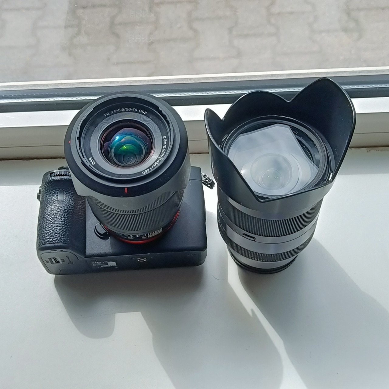 Sony A7 iii  incl. 18-200 zoomlens, 28-70 en smallrig