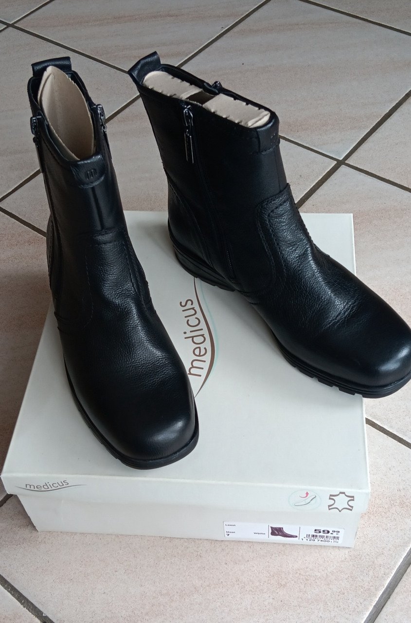 NIEUWE GEVOERDE WINTERLAARZEN 👢👢