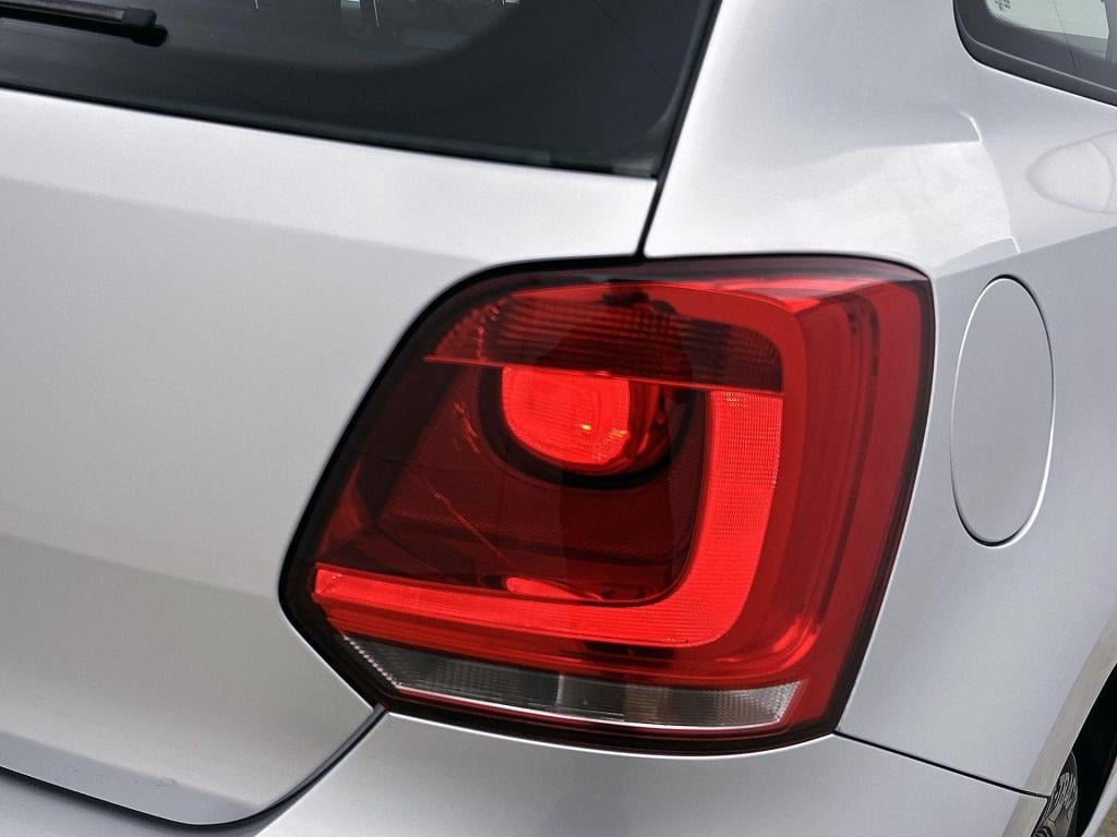 Volkswagen Polo 1.2 easyline lage kilometerstand | airco