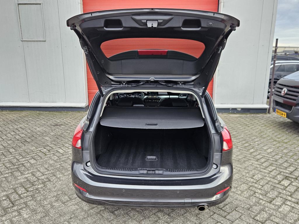 Ford Focus wagon 1.0 ecoboost titanium business | acc | pdc