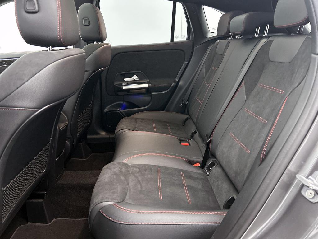 Mercedes-Benz Gla-klasse 250 e amg plug-in hybride amg line | panorama schu