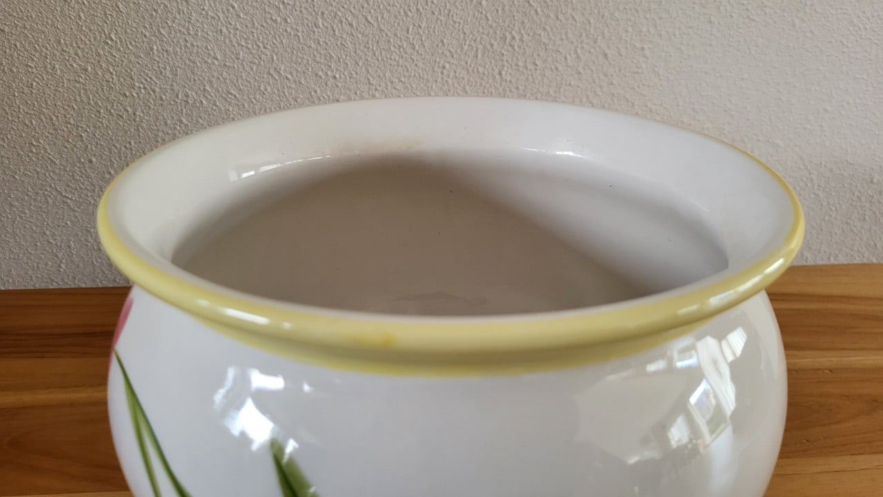 Bloempot keramiek handgeschilderd (Alcobaca Portugal?)