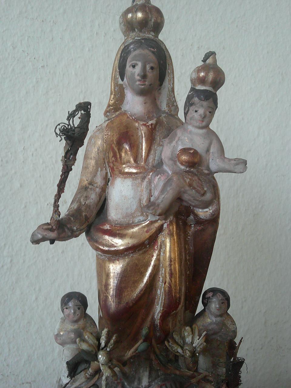 VERGULD SPAANS TERRA COTTA  VROEG 19DE EEUW.