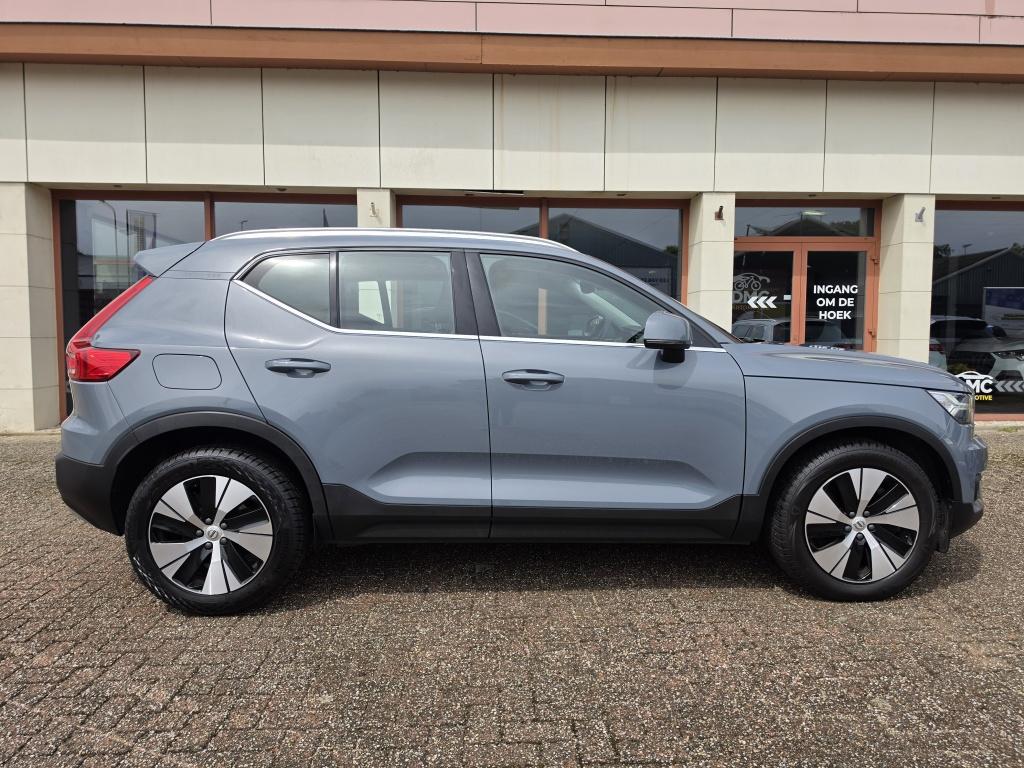 Volvo XC40 t5 inscription expression recharge hybrid | led | airco | trekha