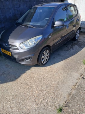 Hyundai l10 2011