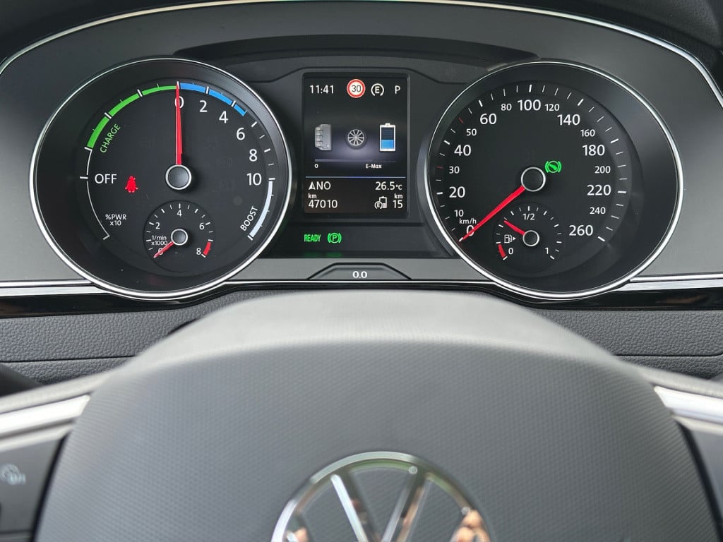 Volkswagen Passat variant 1.4 tsi phev gte | camera | dode hoek | navi | ca