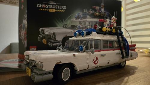 Lego Ghostbusters ECTO-1