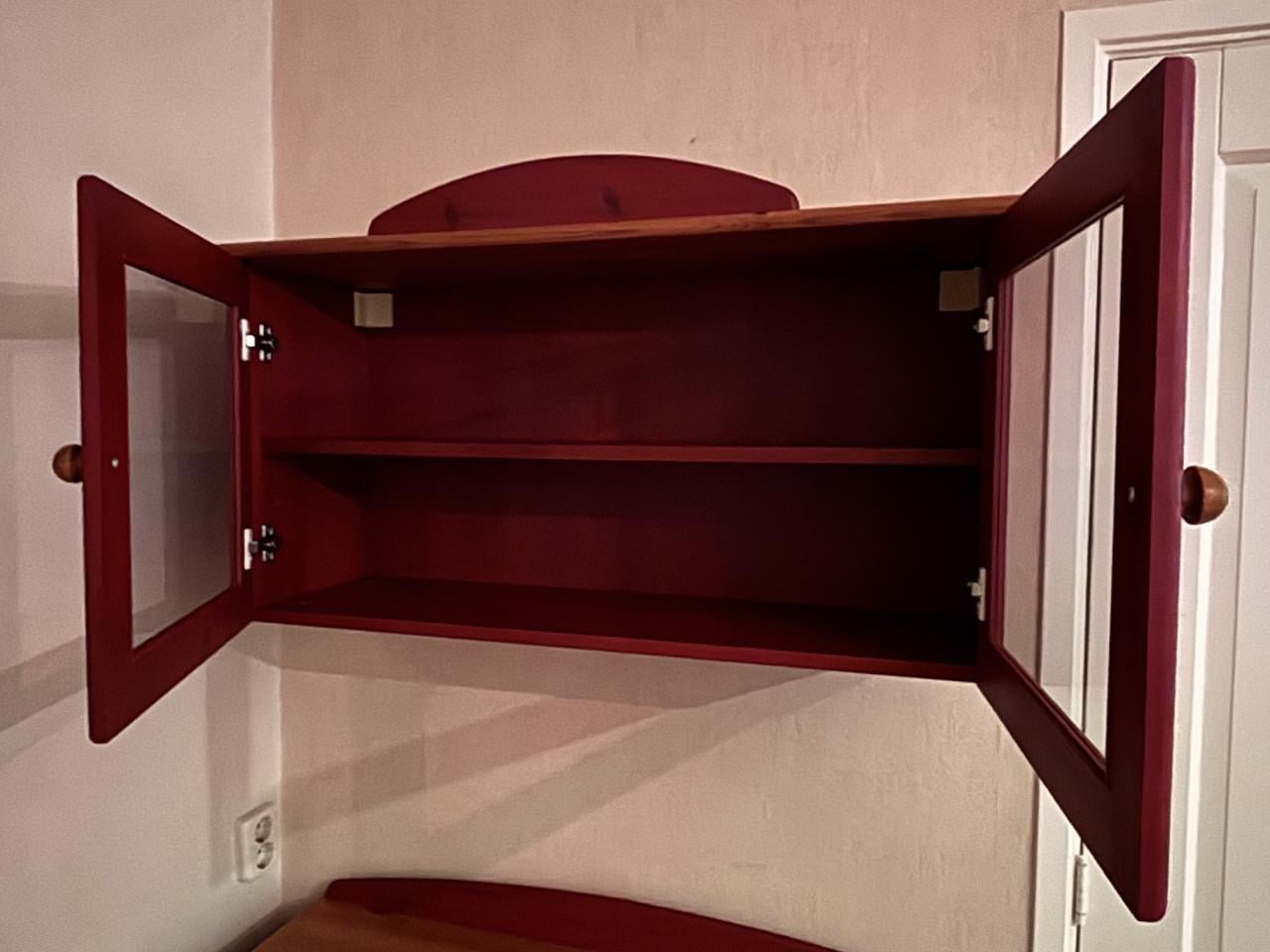 Buffetkast roodbruin (IKEA)