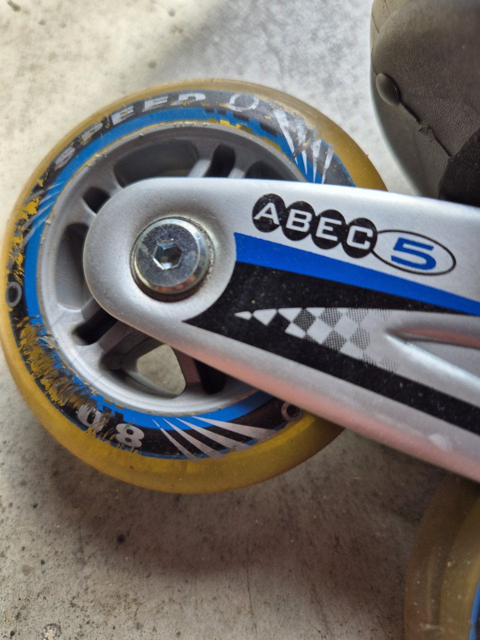 Skeelers maat 45