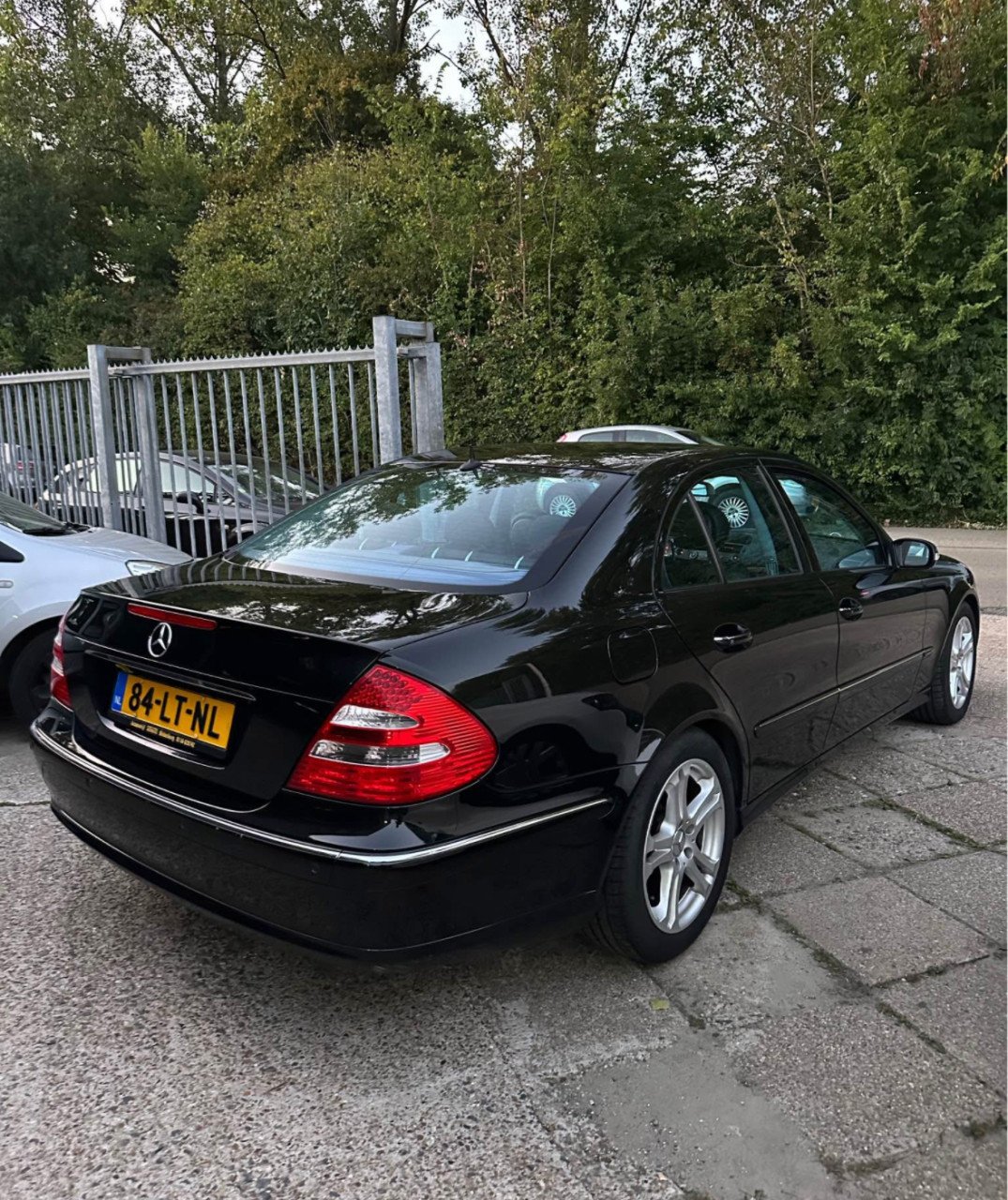 Mercedes-Benz E240 v6 Avantgarde Automaat