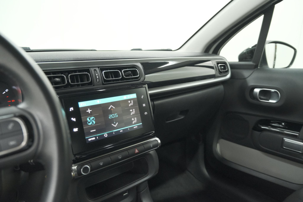Citroen C3 puretech 110 s&s shine | camera | navigatie | apple carplay | pa
